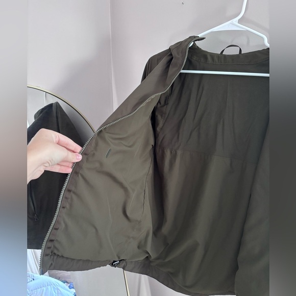 Lulu | Rise and Shine Jacket in Dark Olive - Picture 8 of 9